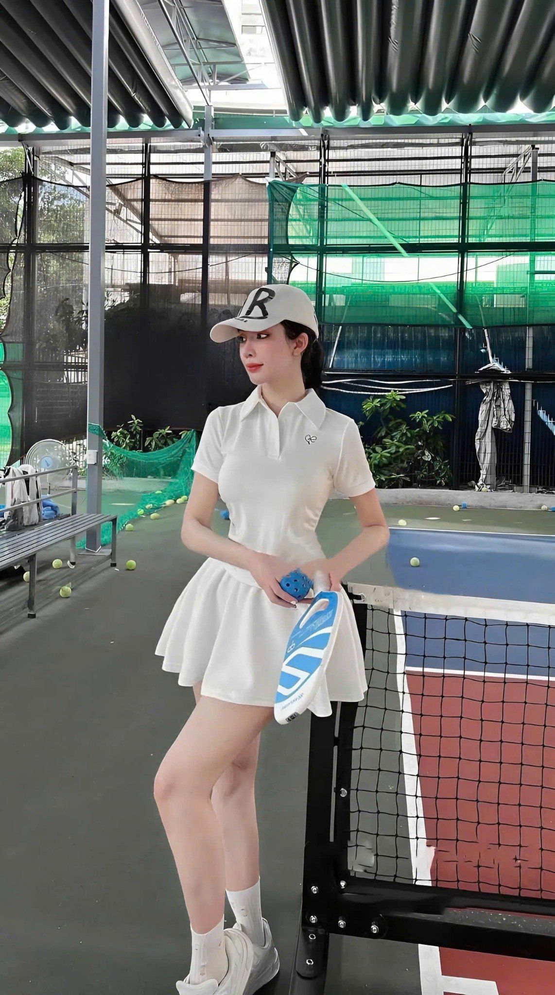 Set áo polo chiết eo mix chân váy xòe lưng chun - TRẮNG - U490