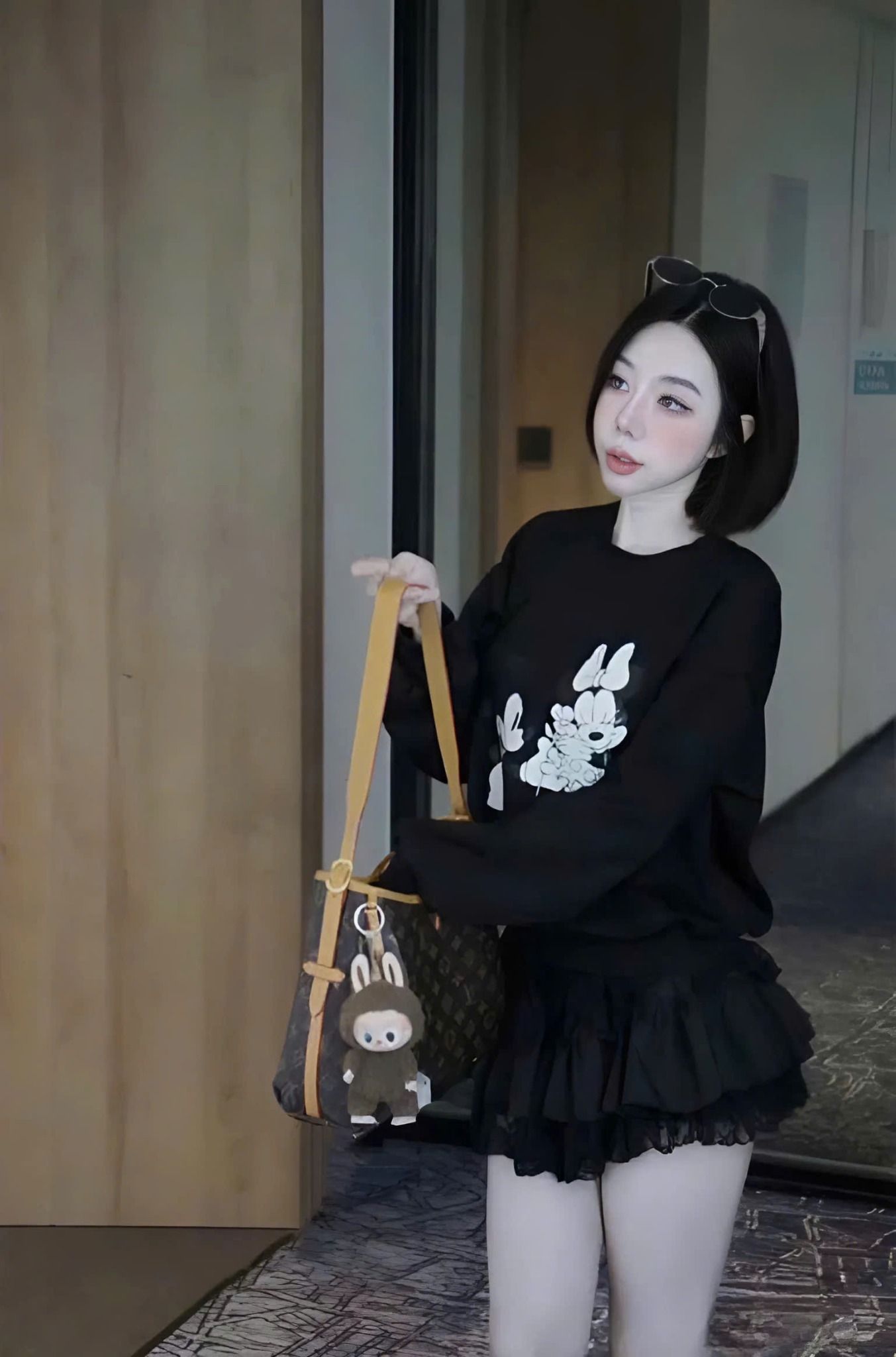 Set áo tay dài mix chân váy tầng ren - ĐEN - P165