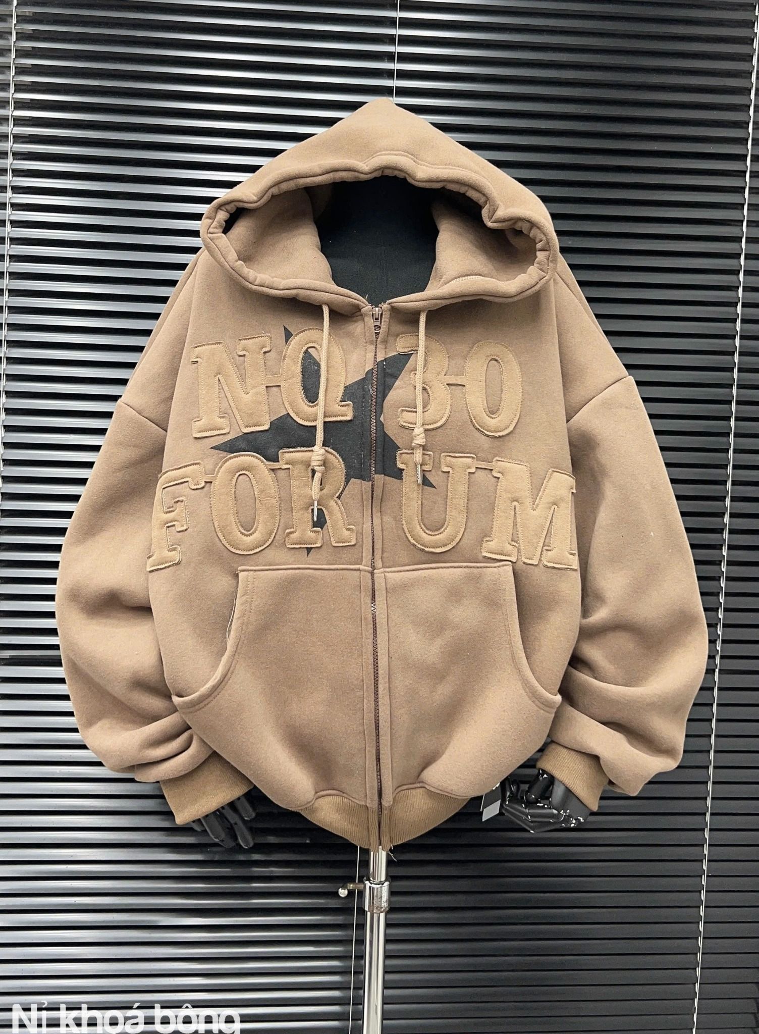 Áo khoác hoodie nỉ khóa dáng thụng xịn xò - NÂU ĐẬM - P510