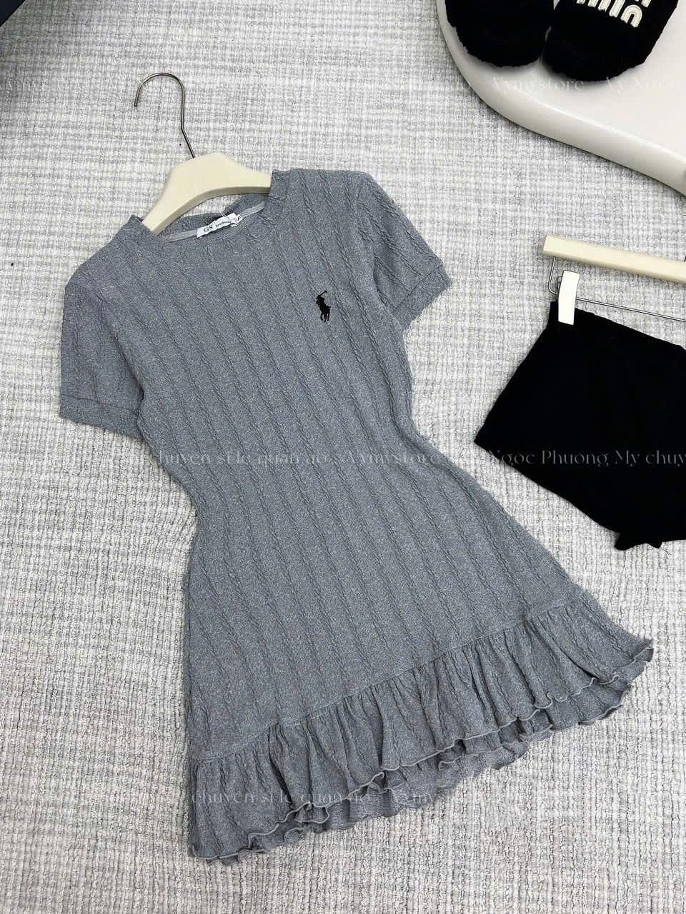 Đầm len cộc tay chân váy 2 viền - S257