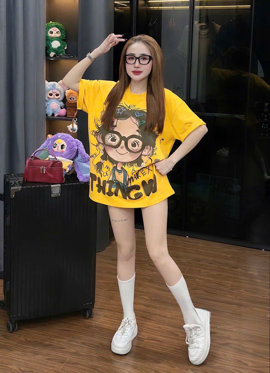 Áo phông cotton dáng rộng cô gái thing qc - VÀNG - V215