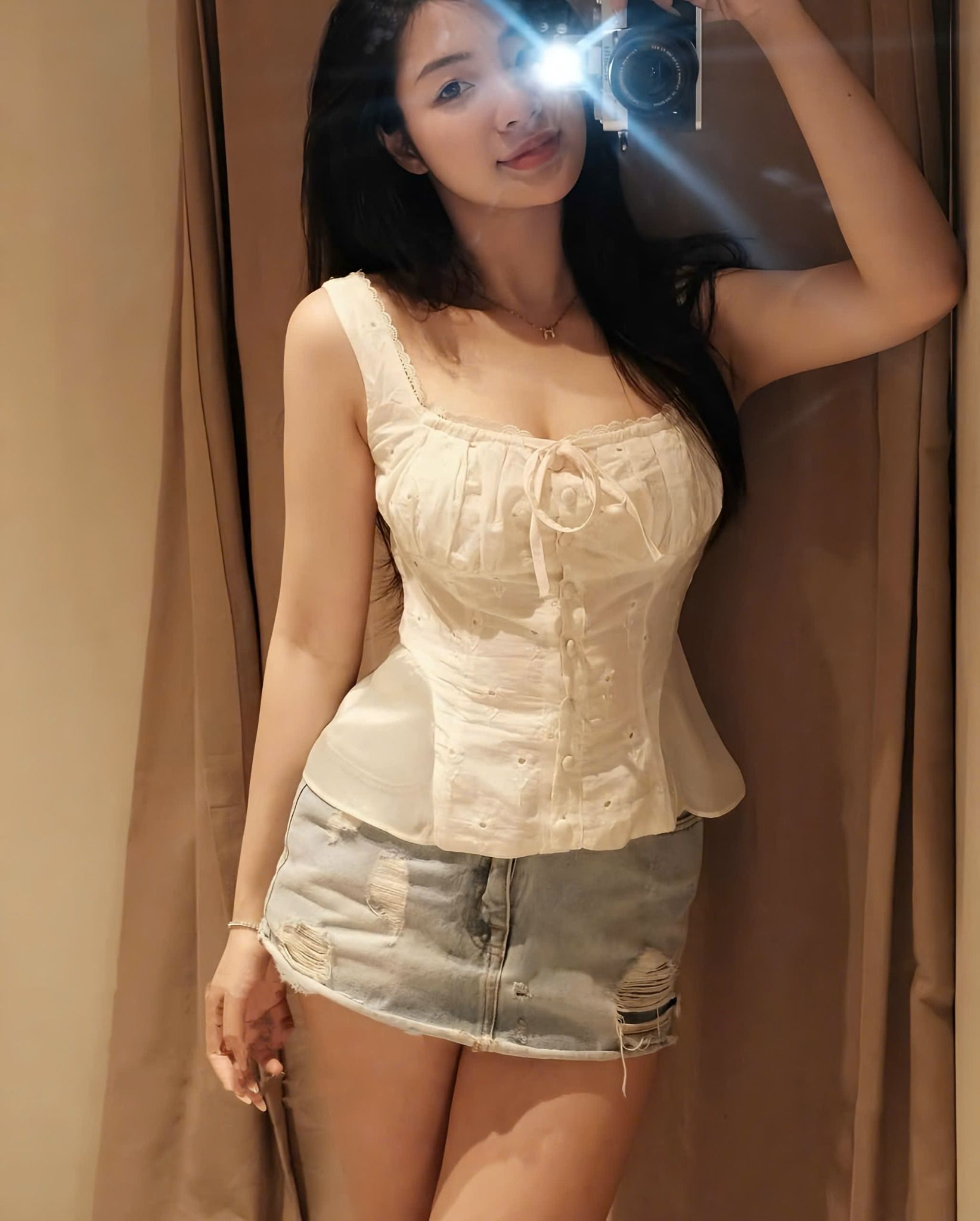 Áo ren thêu hoa hàng 2 lớp mix đồ siêu xinh - V290