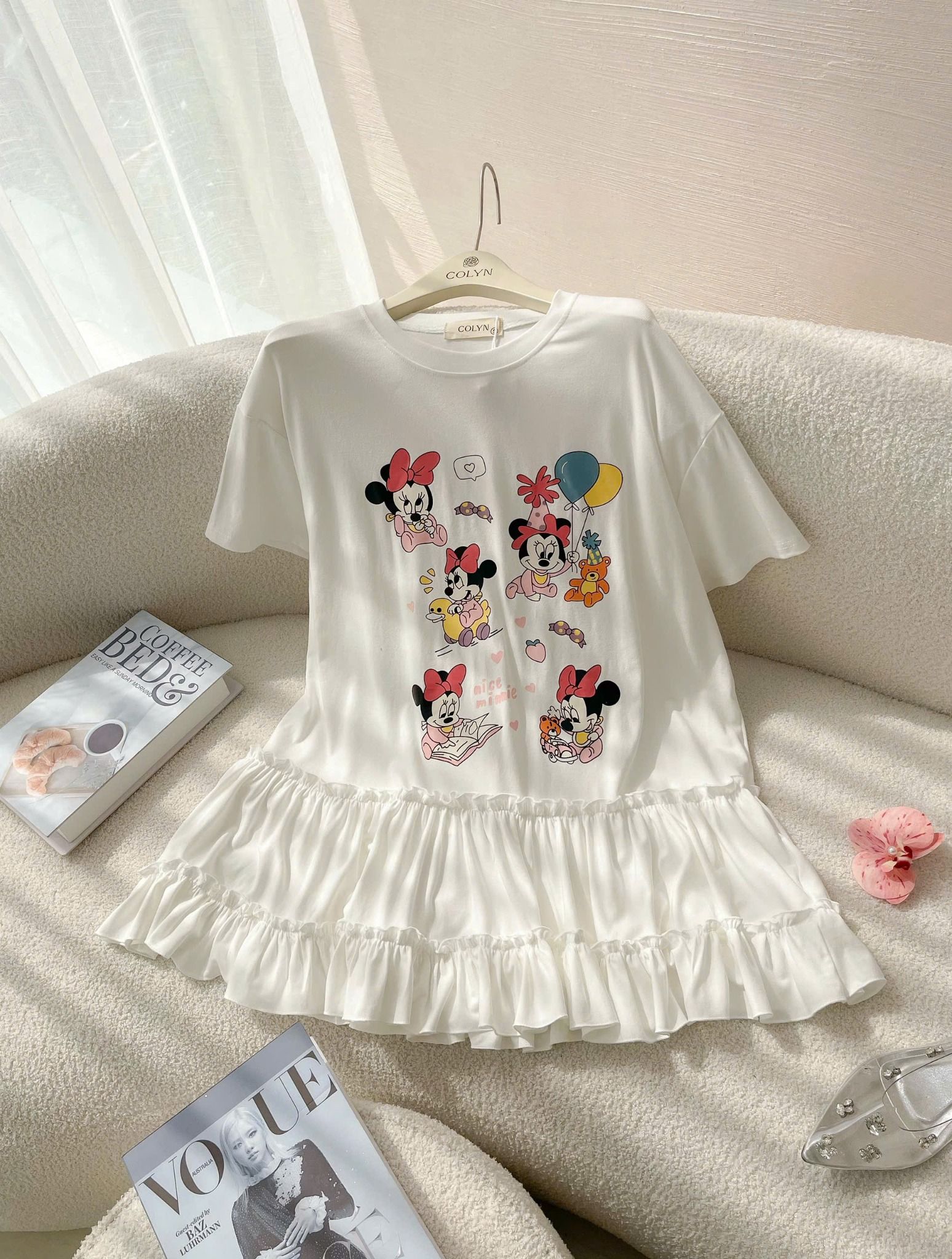 Đầm babydoll form rộng họa tiết mickey - TRẮNG - V432