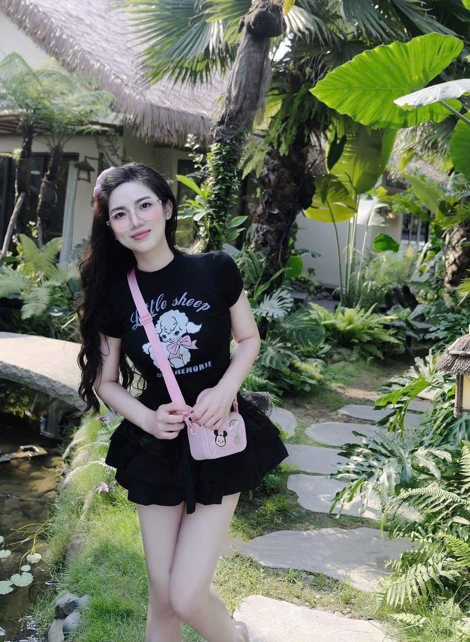 Set áo hình cún mix chân váy xòe phối ren - ĐEN - V556 (eo S<68, M<72)