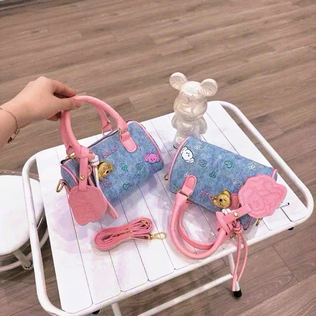 Túi trống đeo chéo kèm tag dáng mini - HỒNG - H97 ( HÀNG SALE KHÔNG HỔ TRỢ ĐỔI TRẢ )