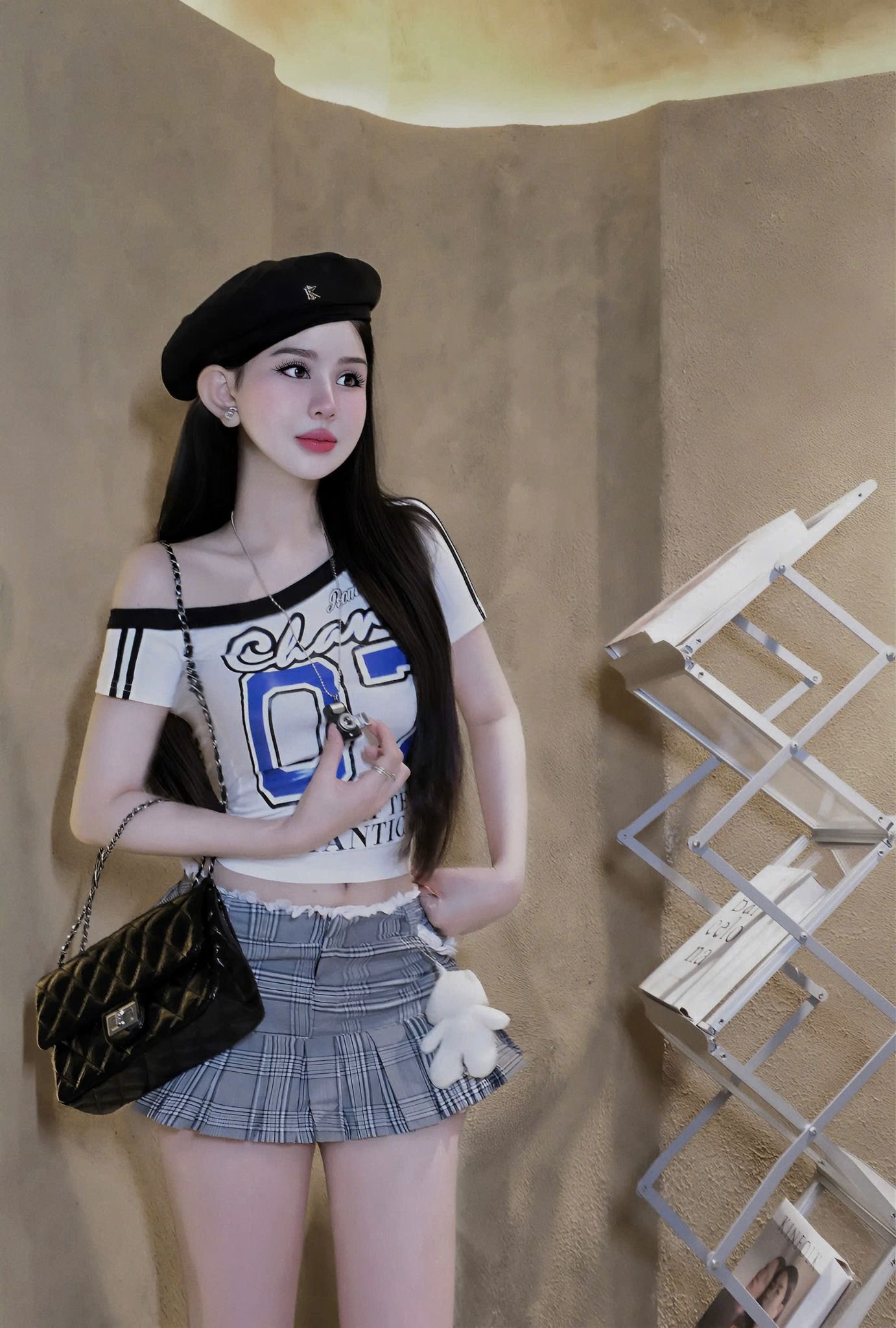 Áo thun lệch vai nhấn viền số 07 siêu hot - TRẮNG - H210 ( hàng sale kh đổi trả )