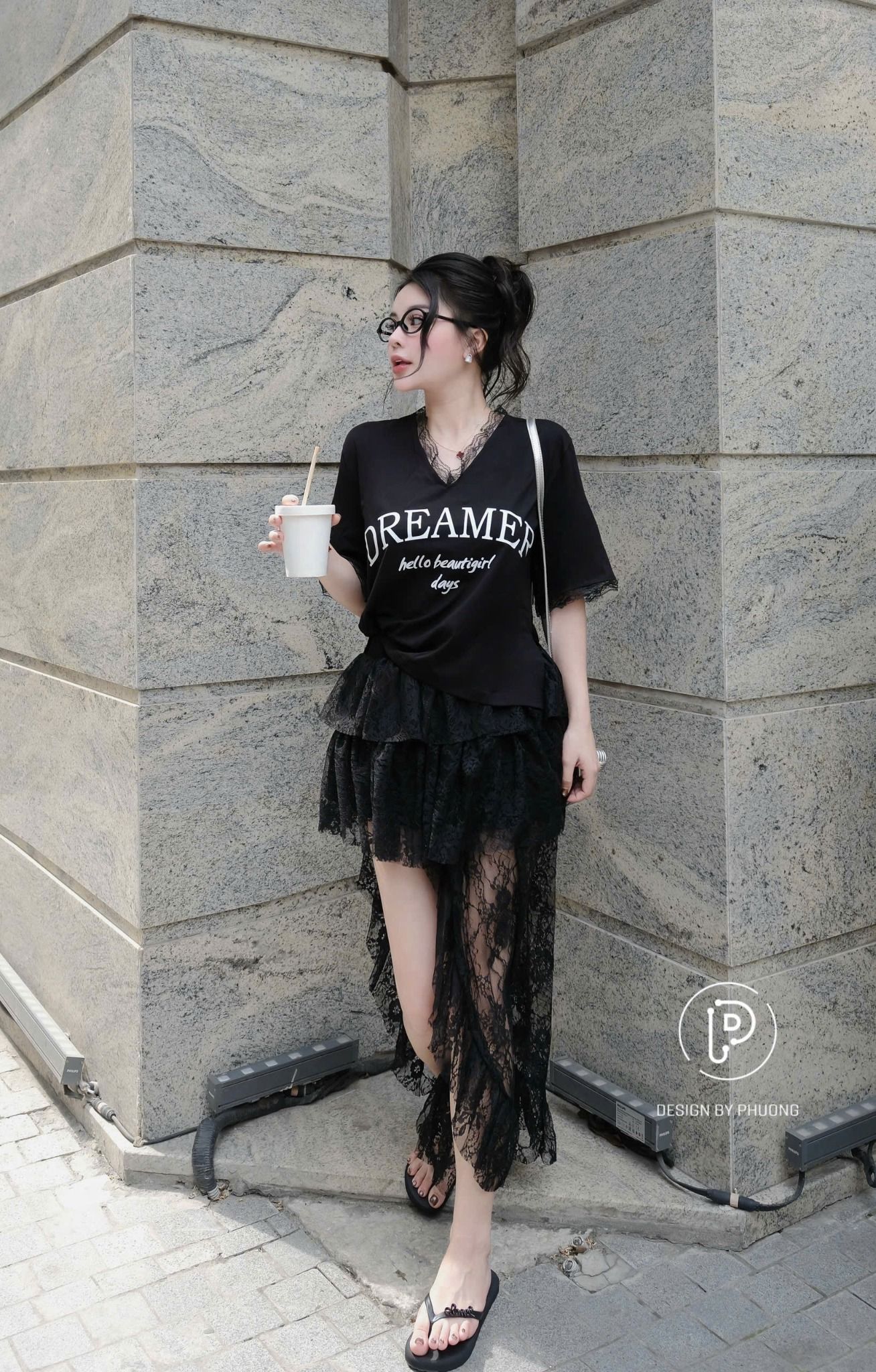 Set áo phông dreamer mix chân váy ren cách điệu - ĐEN - H237
