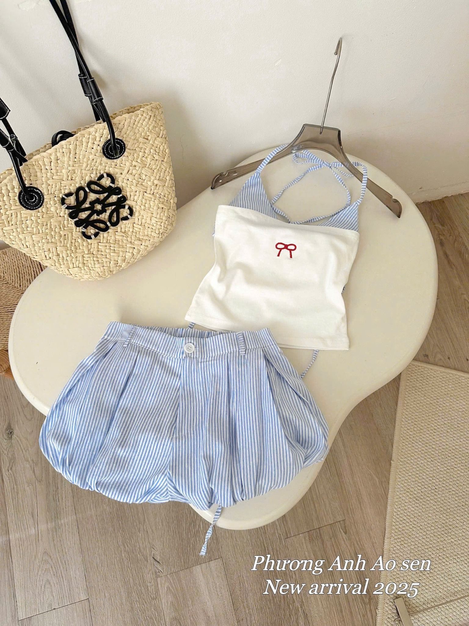 Set 3 món áo bikini mix quần dáng bí kèm áo quây thêu nơ dễ thương - XANH - H247 (EO S<68, M<72) - HÀNG SALE LỖ KO ĐỔI TRẢ DƯỚI MỌI HÌNH THỨC