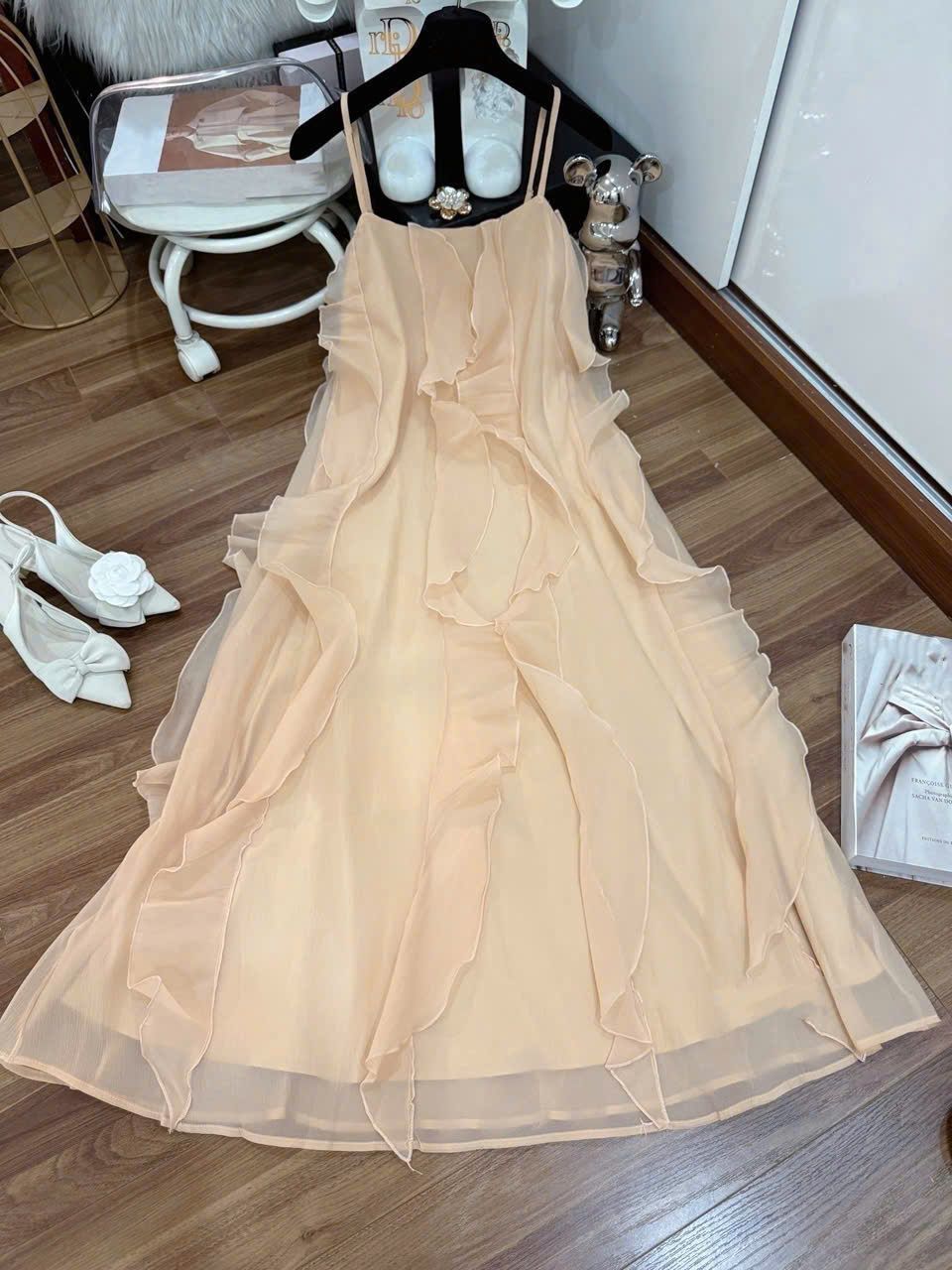 Váy 2 dây voan tơ form dáng maxi tua rua đi biển - T133