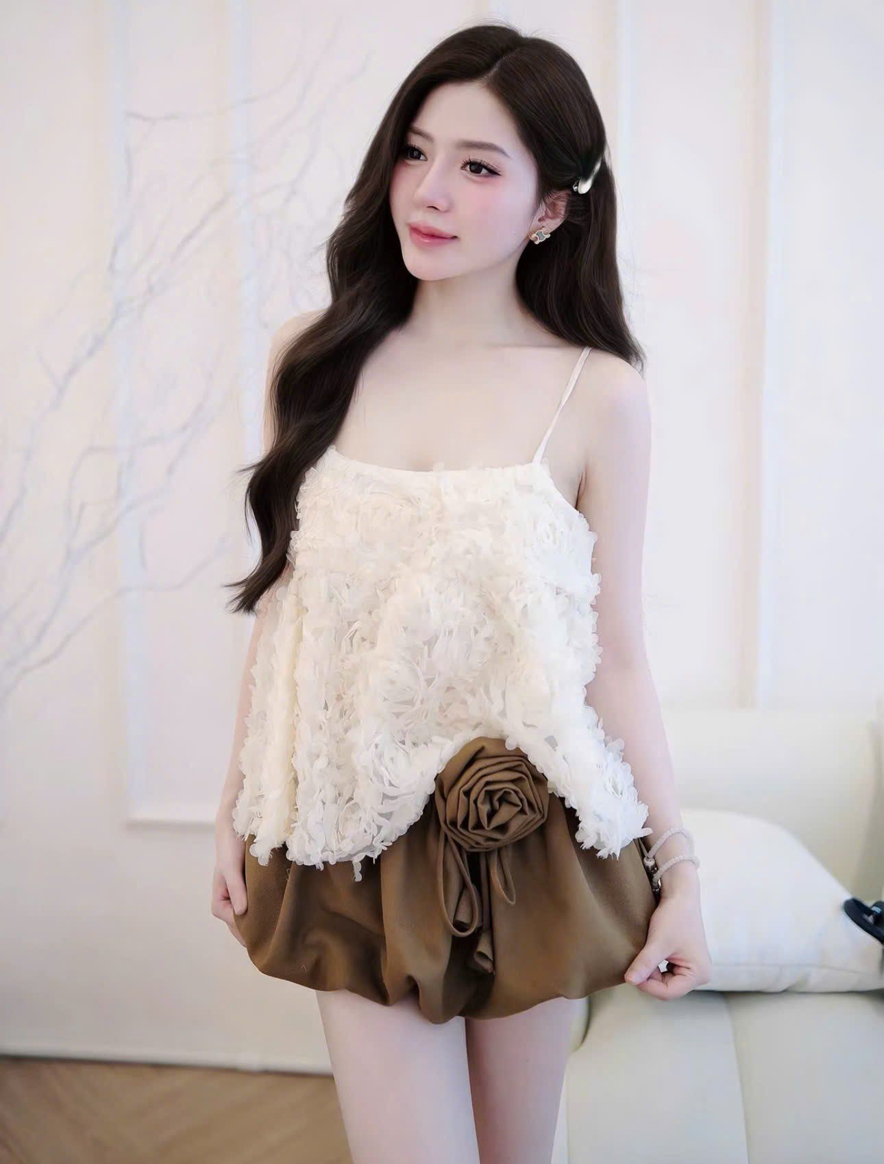 Set áo hai dây thêu hoa mix chân váy bí phối hoa - T502 (eo S<68, M<72)