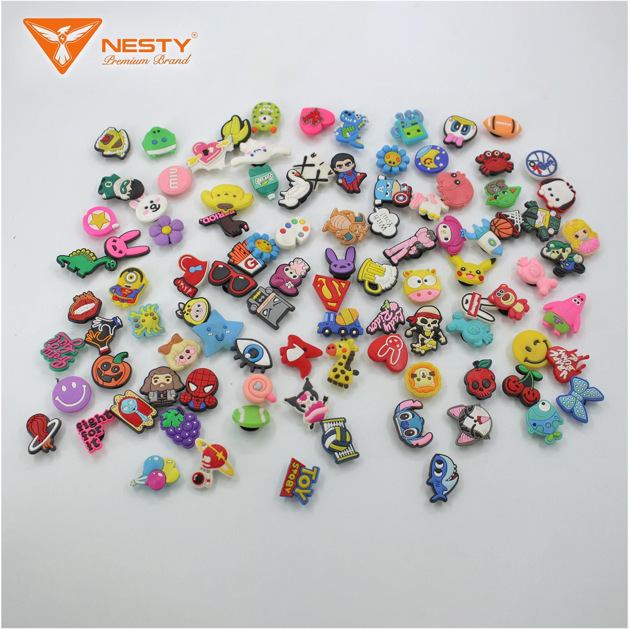 DUP-Set 20 Sticker Jibbitz Charm Gắn Dép NESTY Đa Dạng Mẫu Mã Dễ Thương Chất Liệu Nhựa PVC