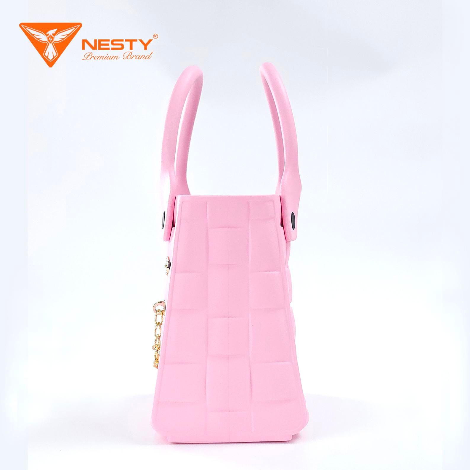 Túi Xách Tay NESTY Đính Kèm Charm Nữ Tính Sang Trọng Hiện Đại Chất Liêu EVA Mềm Mại Chống Thấm Nước TX-06