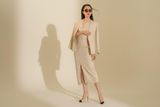 Đầm yếm hở lưng kem