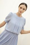 Đầm tay ngắn gài nút sau tùng dưới xếp li xanh da trời