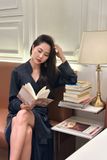 Đầm đắp vạt cổ trụ đen