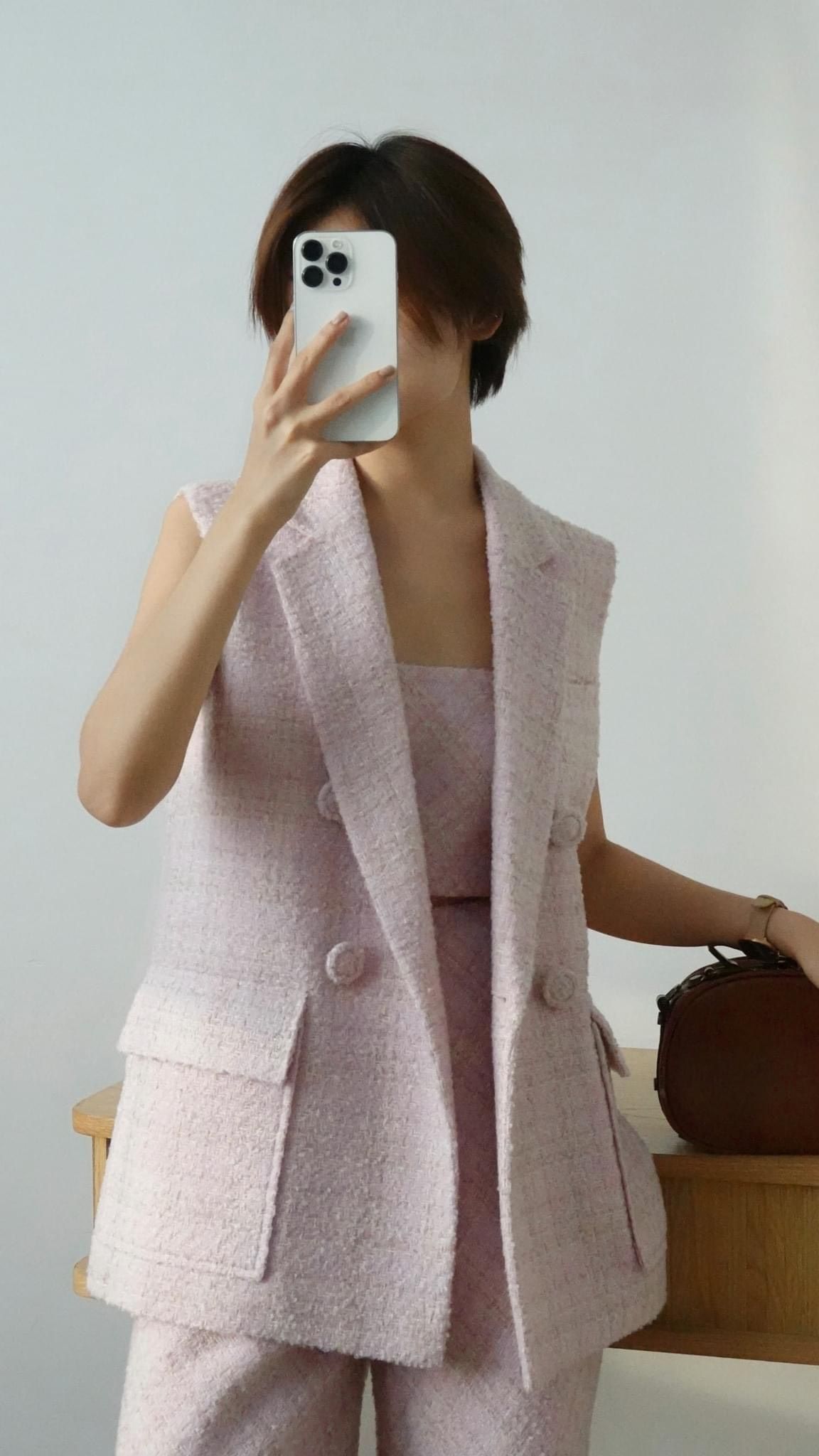 Áo vest sát nách 2 túi đắp bố hồng