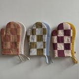 Bao tay bếp cách nhiệt từ vải tái chế (1 chiếc)/ Eco-reborn fabric Kitchen Gloves