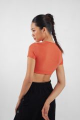 UniqFit Áo Tập Nữ Cool Peel Tay Ngắn Vàng Cam