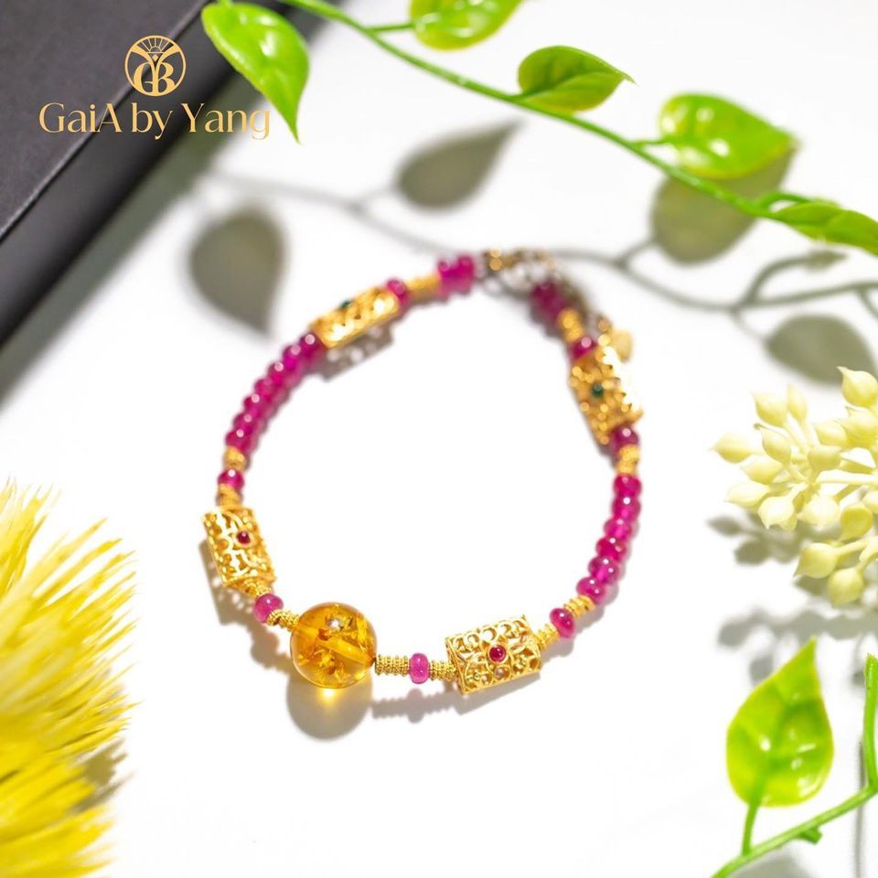 Vòng Ruby phối charm
