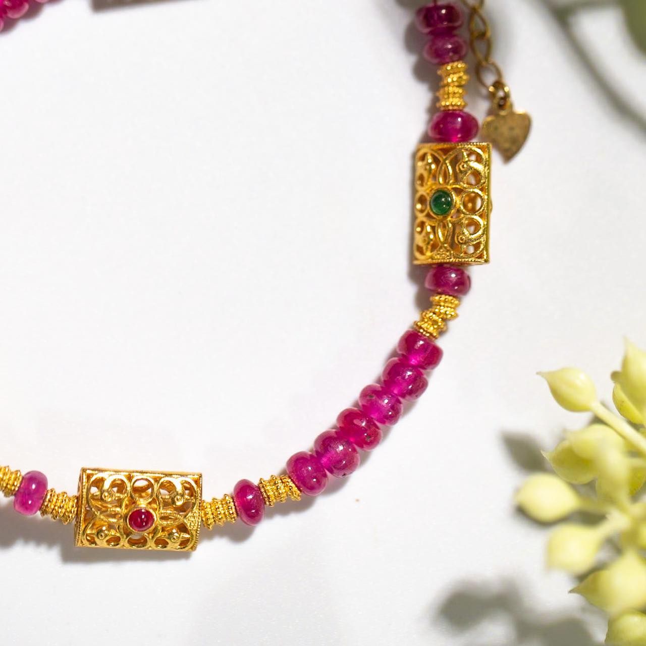 Vòng Ruby phối charm