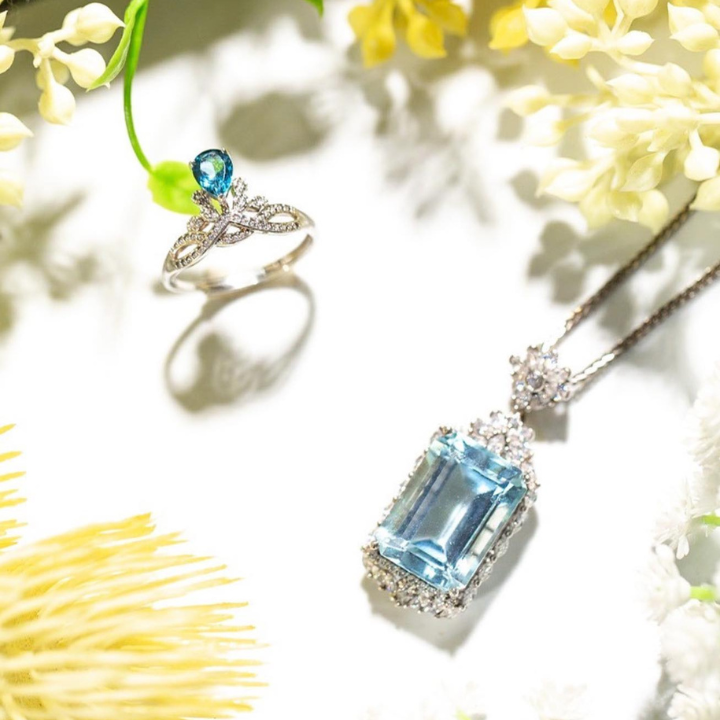 Bộ trang sức bạc đính đá Topaz