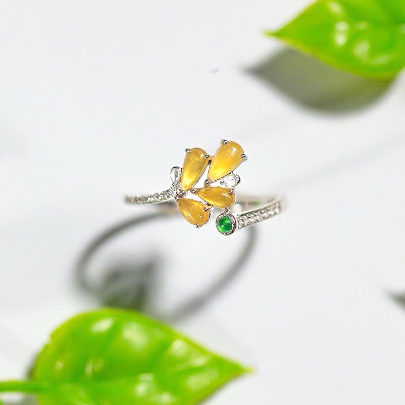 Nhẫn Vàng Phỉ Thúy 18K