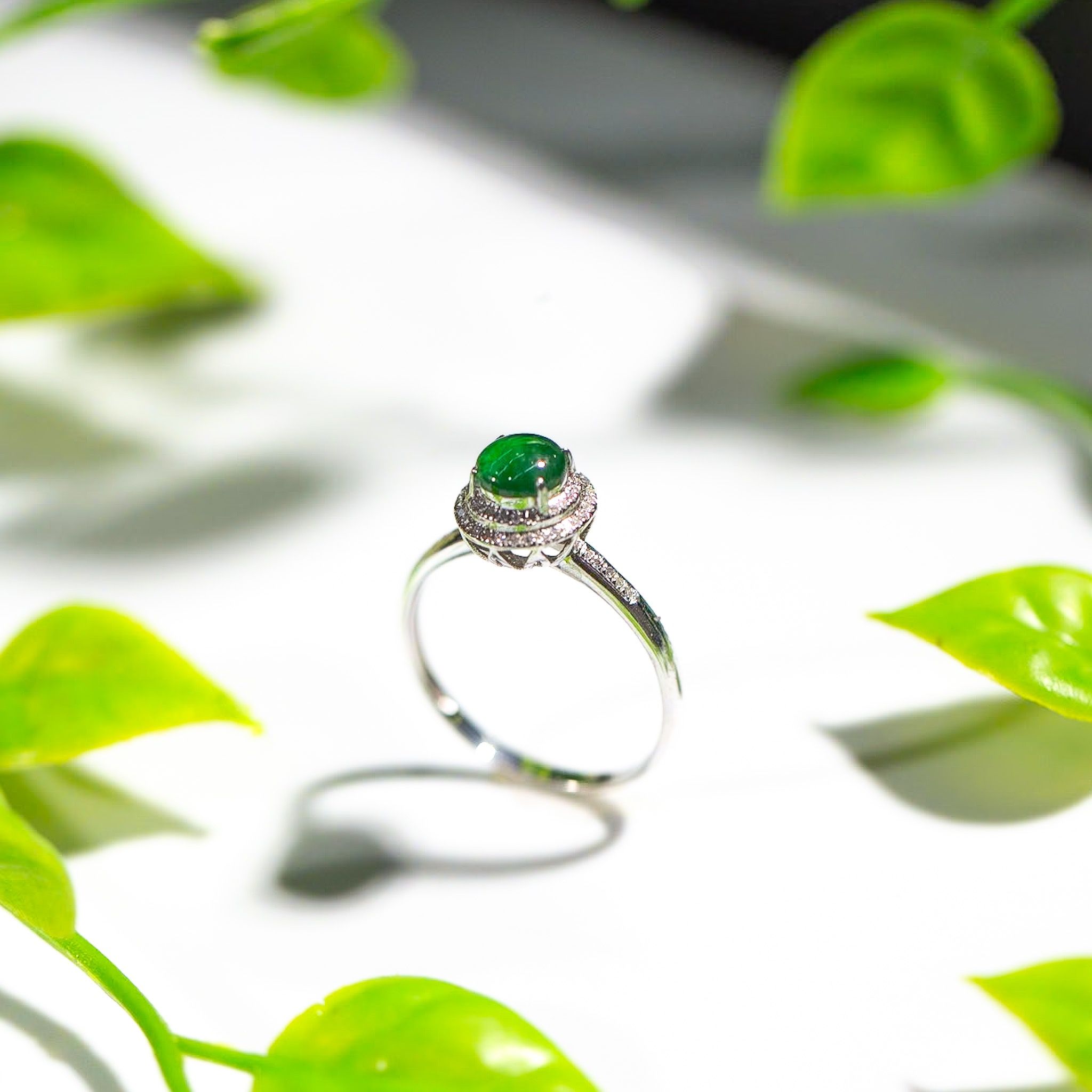 Nhẫn Vàng Phỉ Thúy 18K
