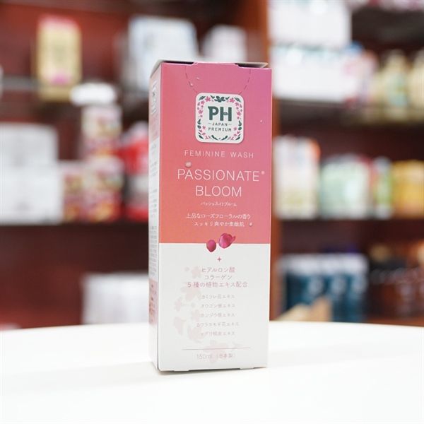 Dung Dịch Vệ Sinh Ph - Nhật Bản - Hương Pasionate Bloom- Hồng
