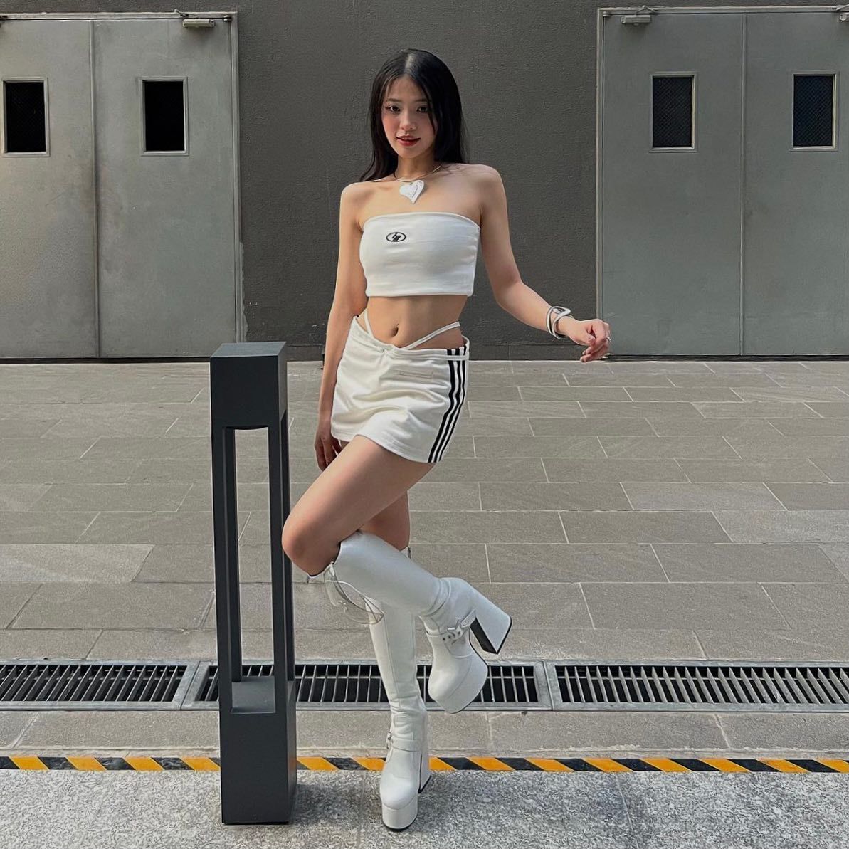 TRACK MINI SKIRT