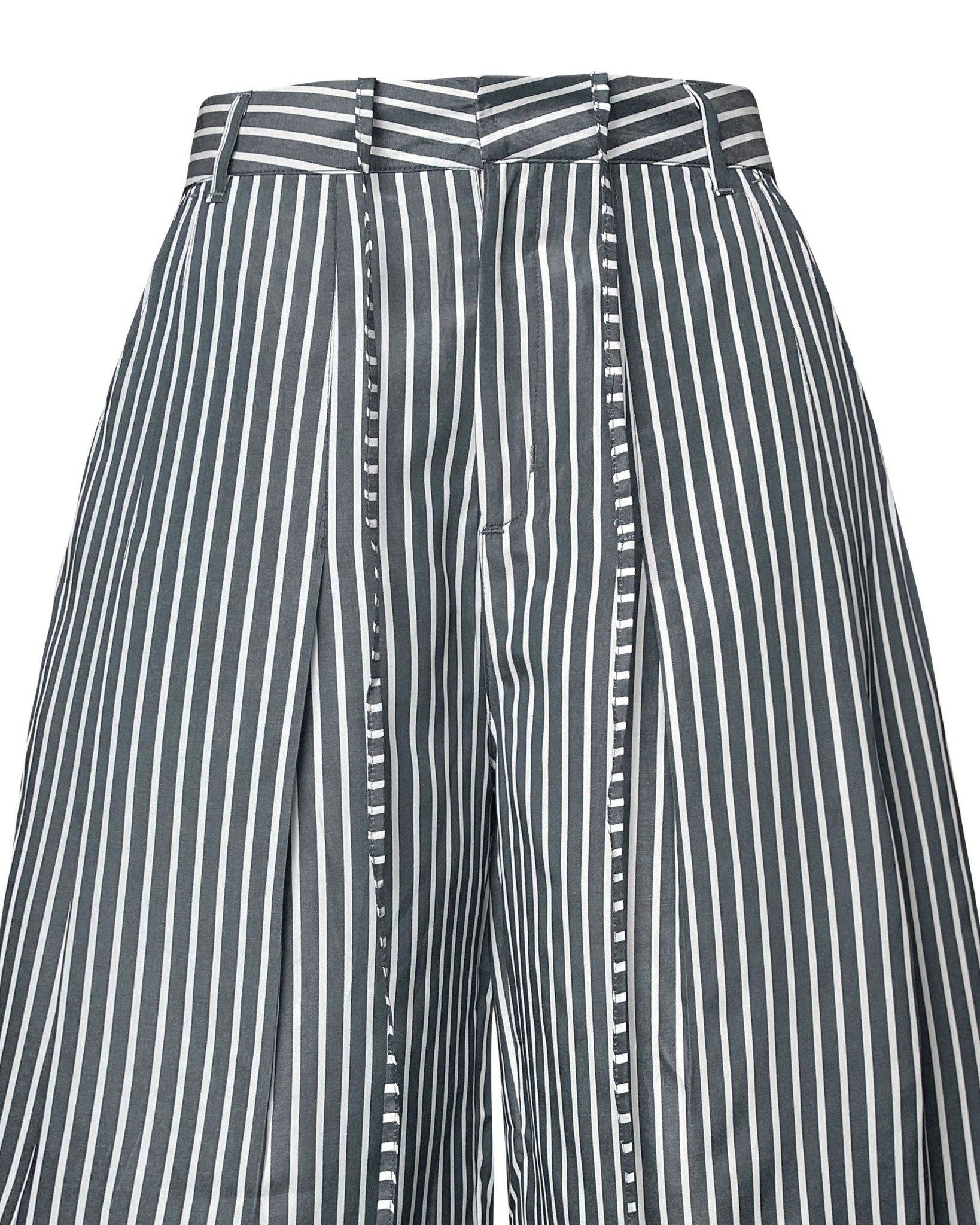 STRIPED CURVY TROUSERS