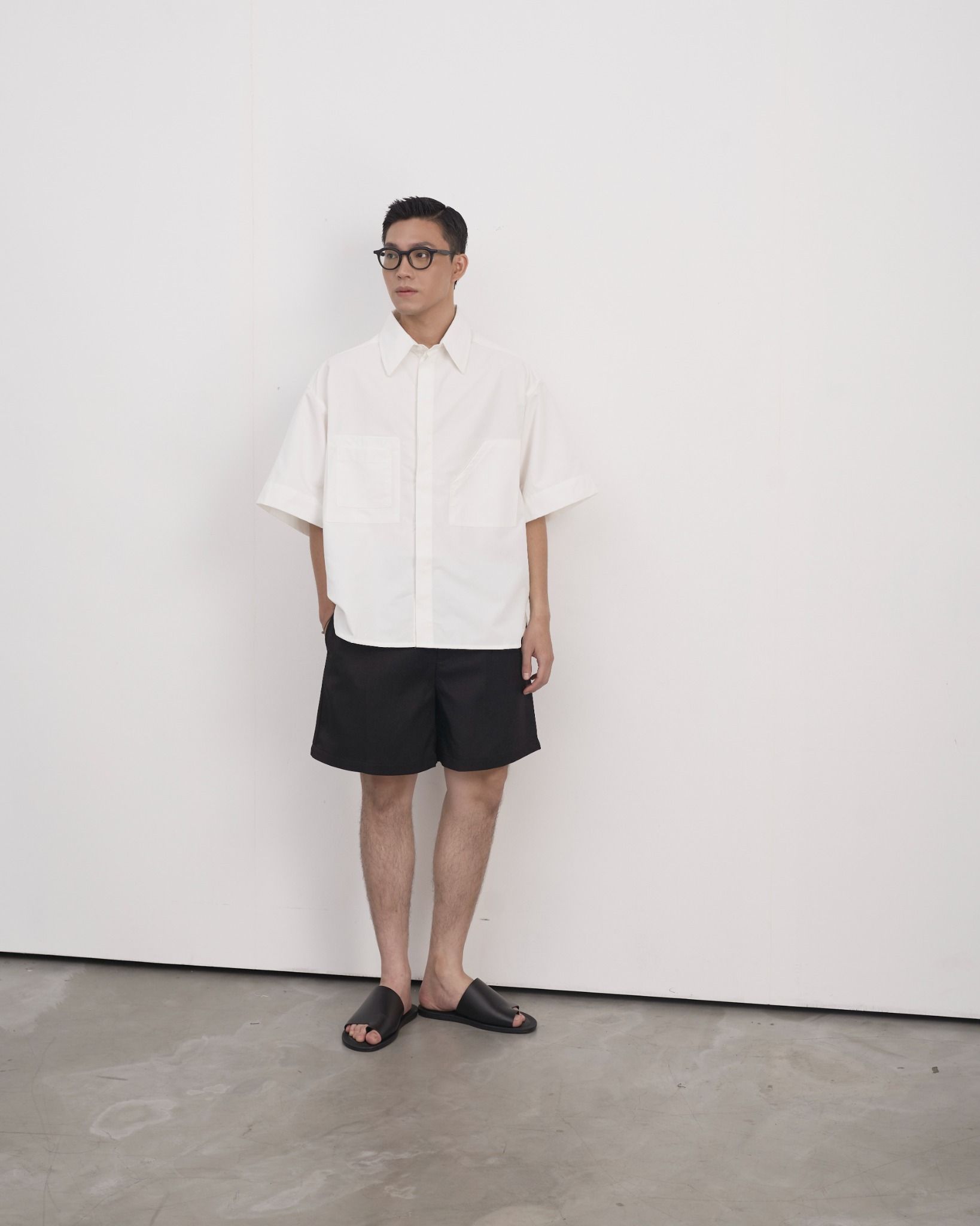 PATCH POCKETS SHIRT