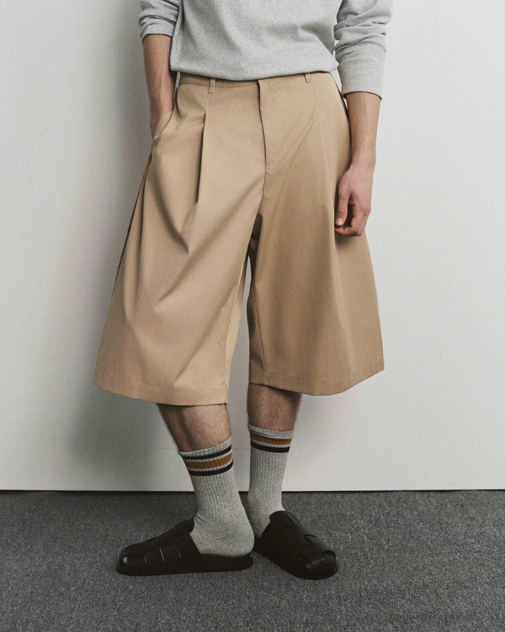 BAGGY SHORTS