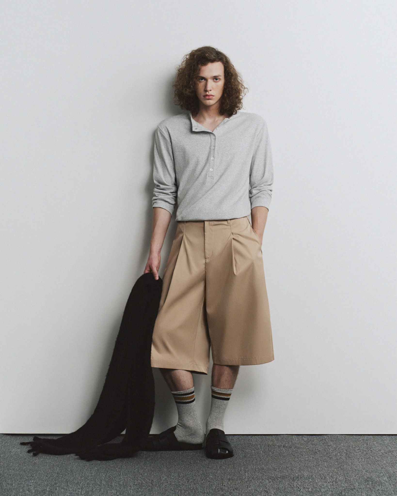 BAGGY SHORTS