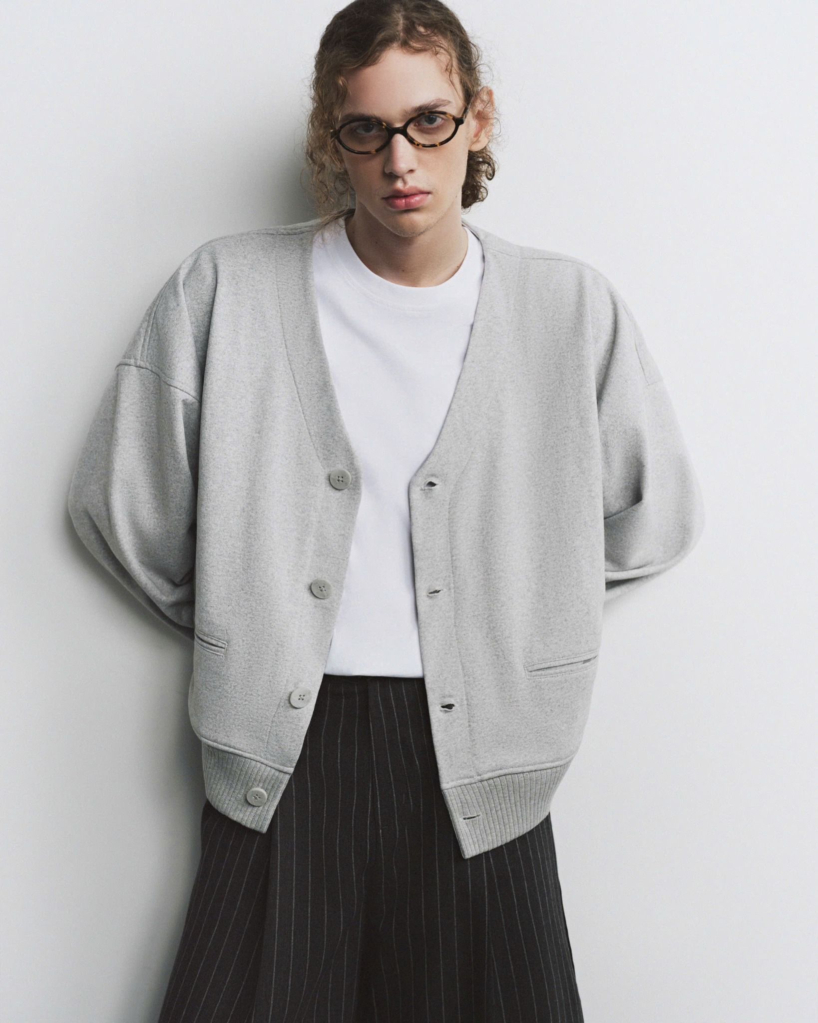 ROUTINE CARDIGAN