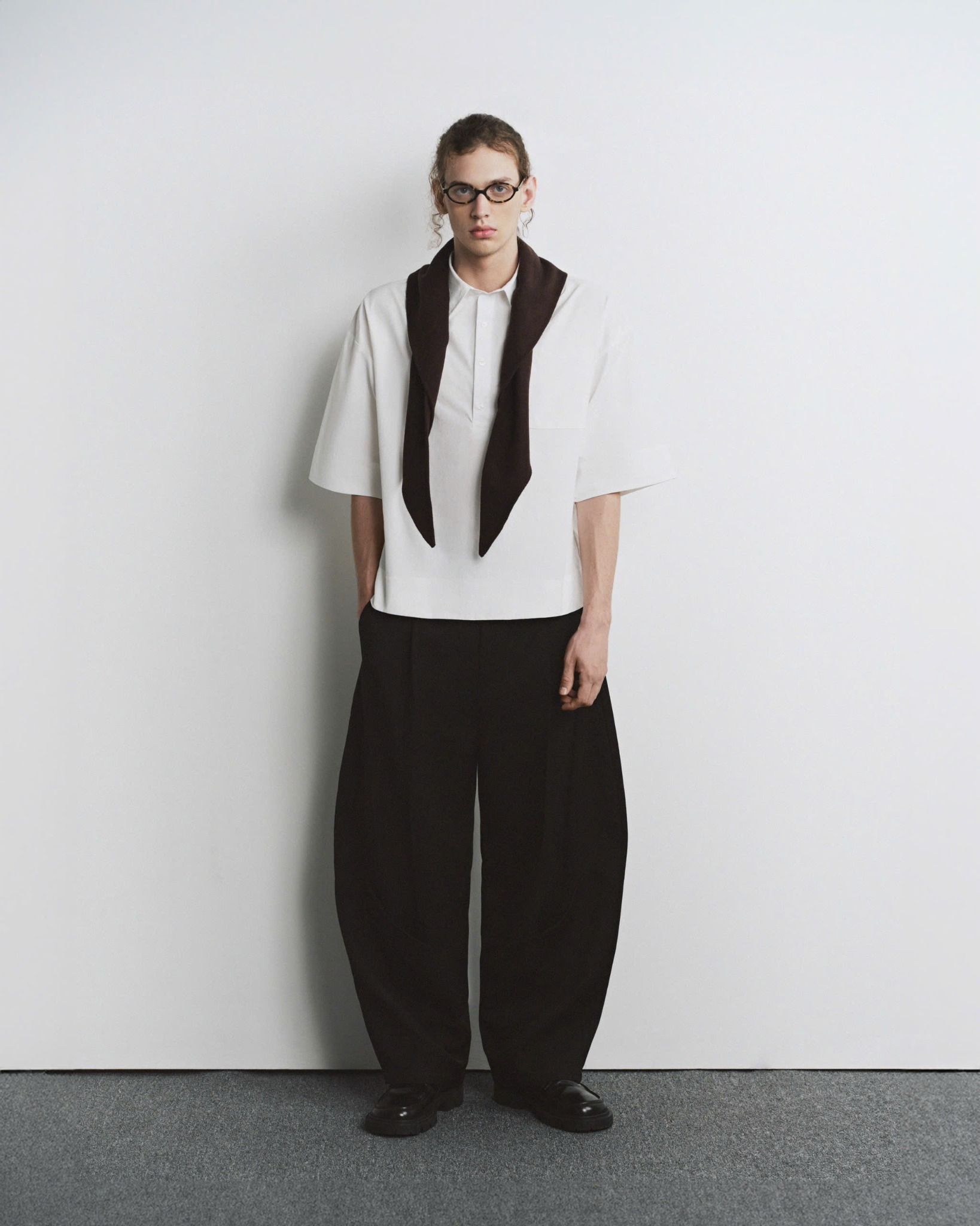 SINE PLEATED TROUSERS