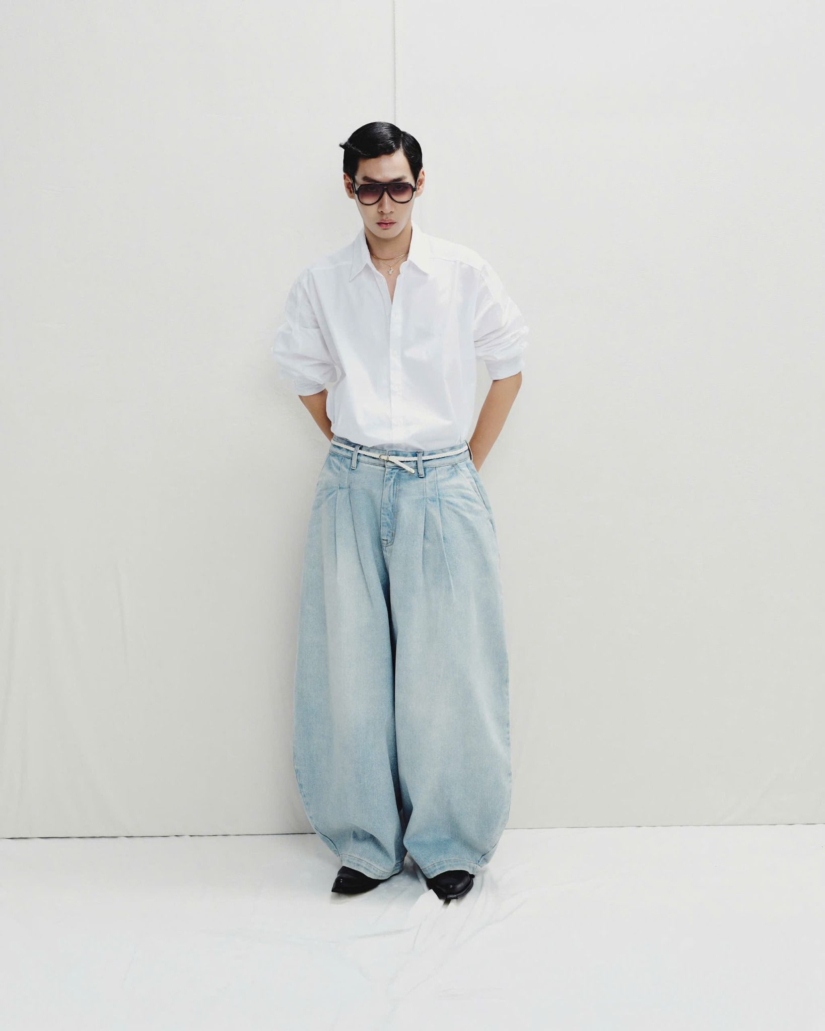 LOOSE FLOW JEANS