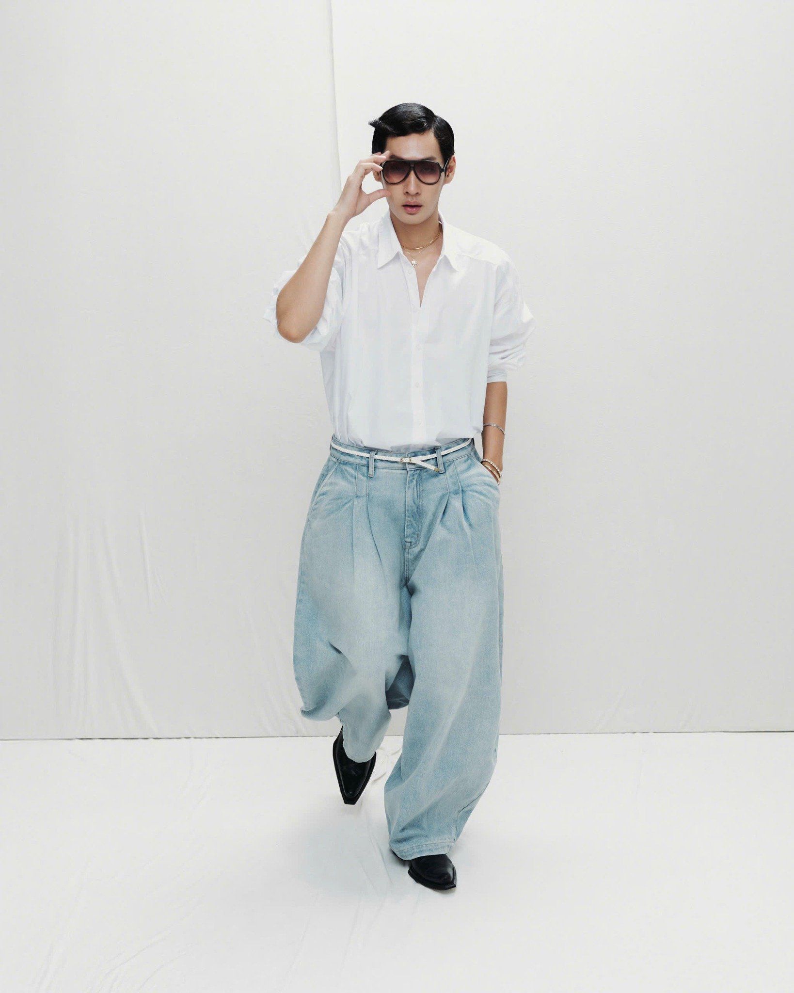 LOOSE FLOW JEANS