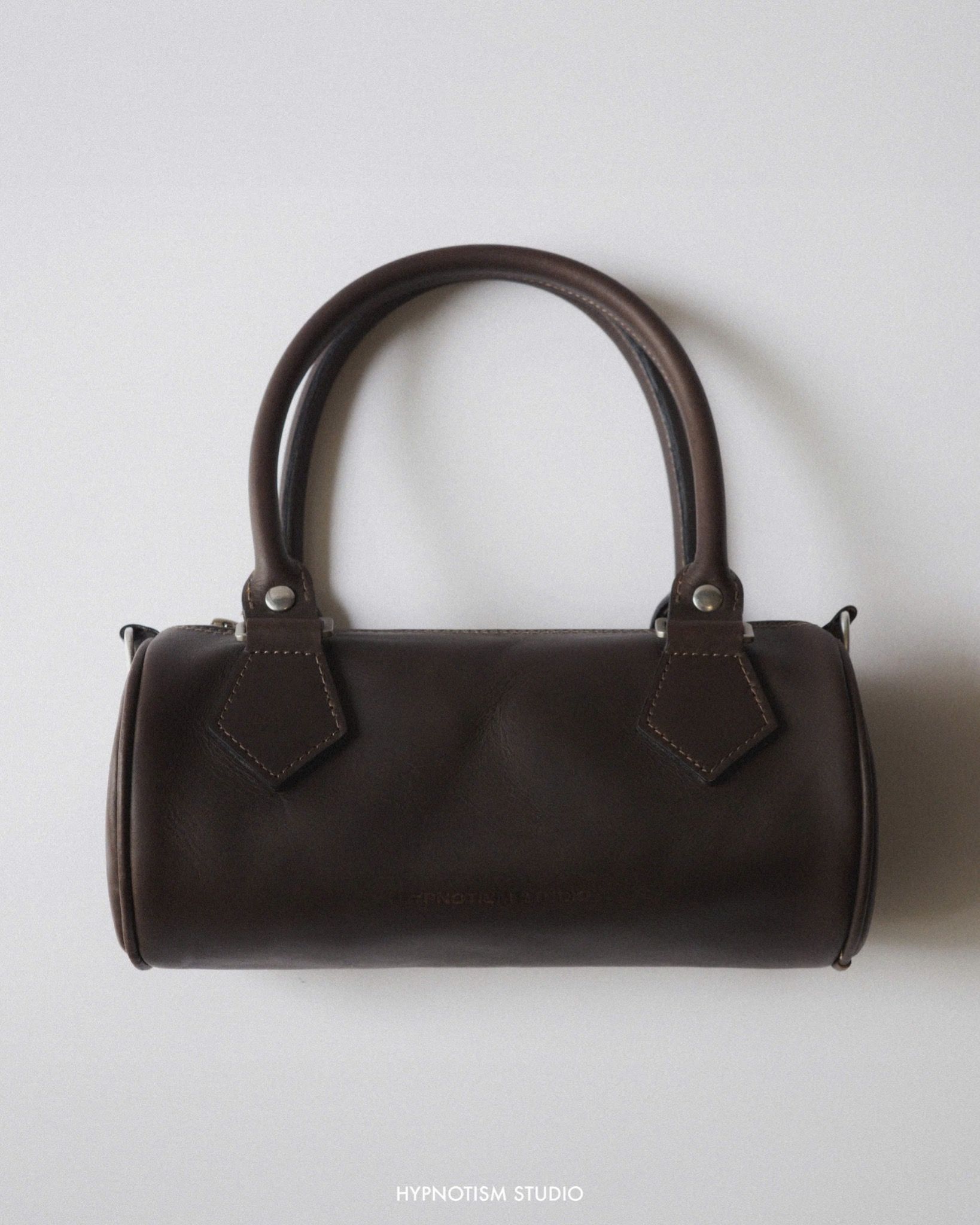 BARREL LEATHER BAG