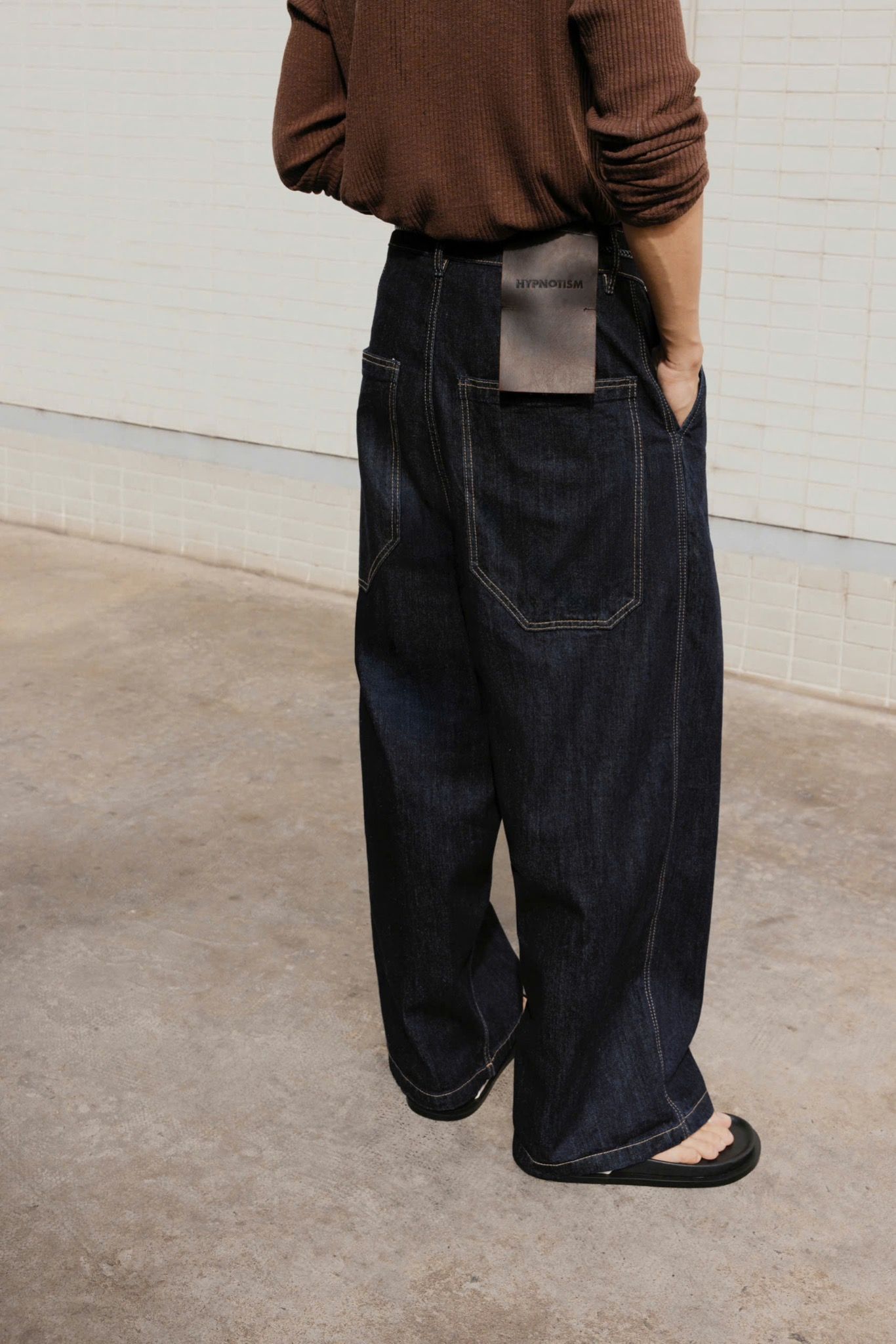 FLAQUE DENIM PANTS