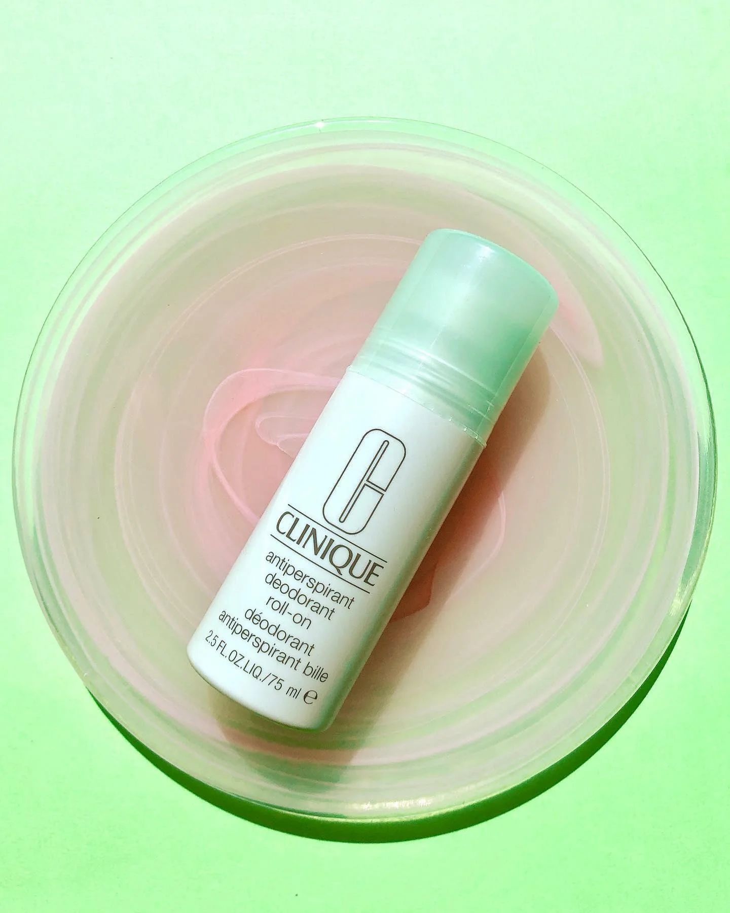 Lăn khử mùi Clinique Antiperspirant Deodorant