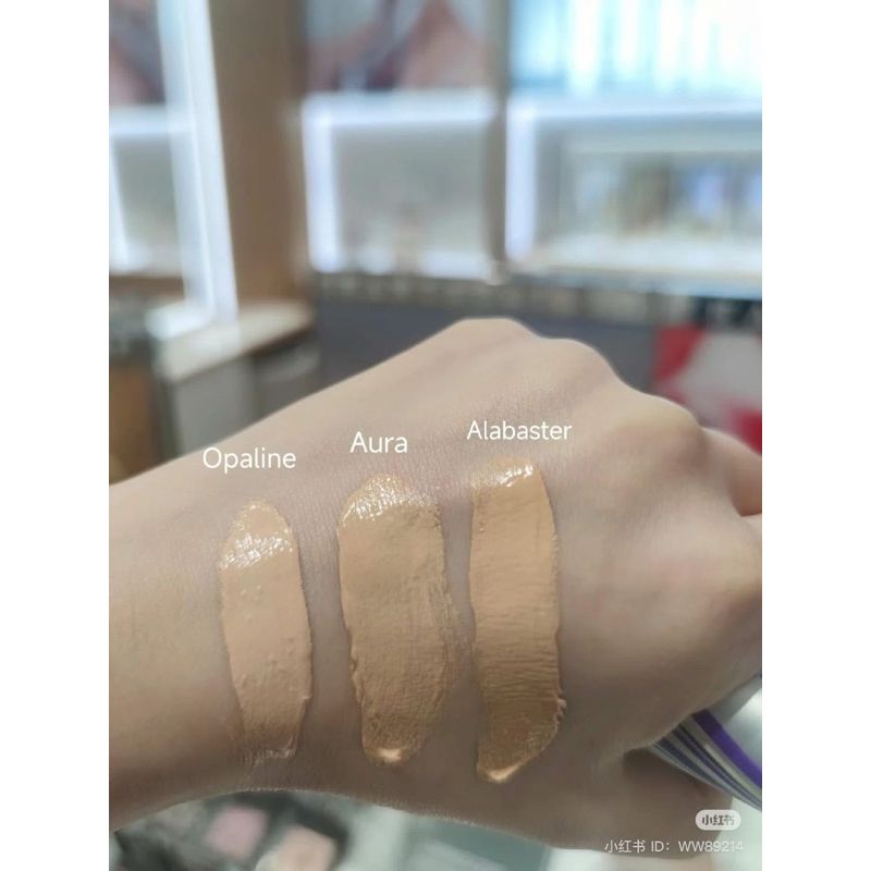 Sẵn tone Aura / Kem nền Chantecaille Just Skin Tinted Moisturizer