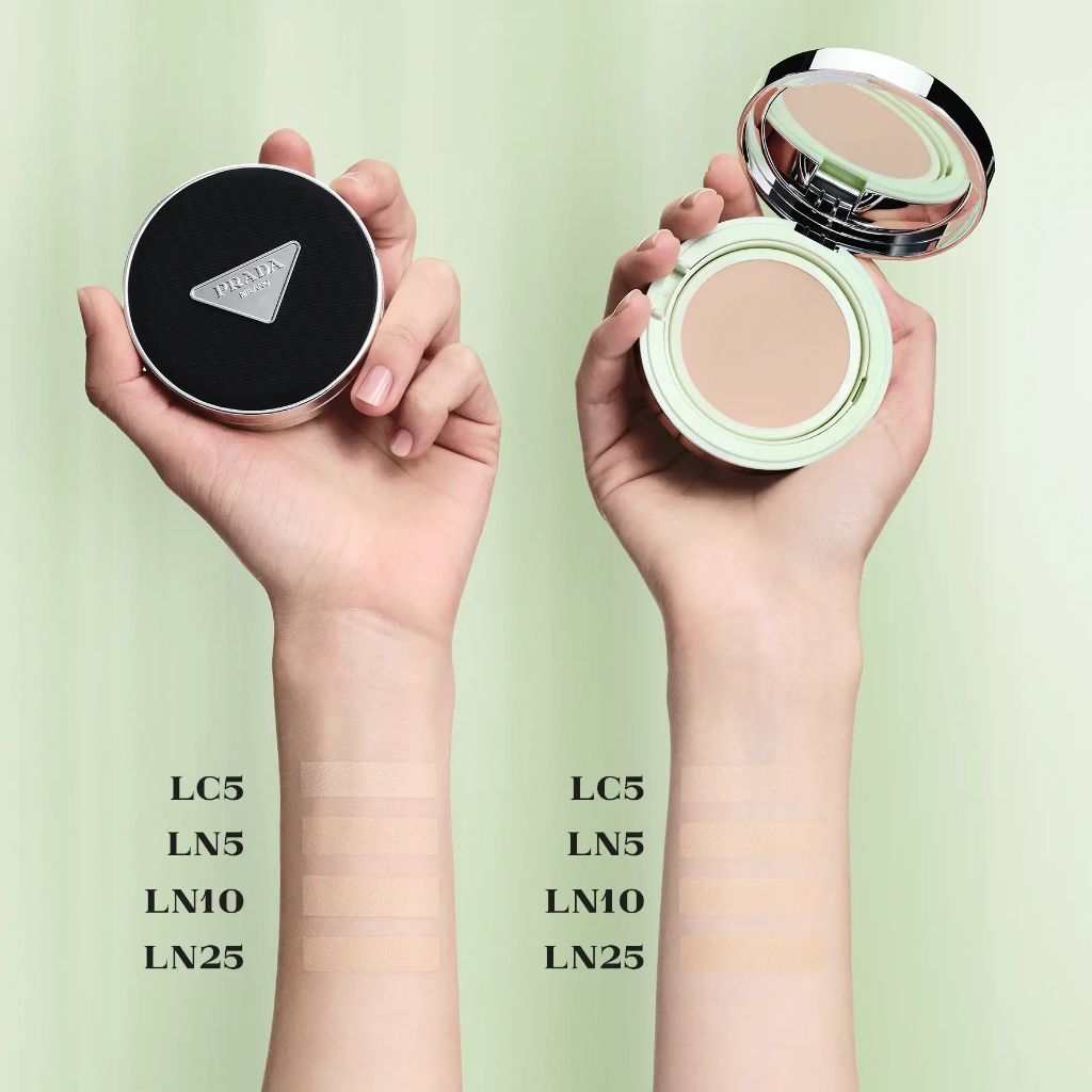 Cushion / Phấn nước Prada Reveal Mesh Cushion Foundation