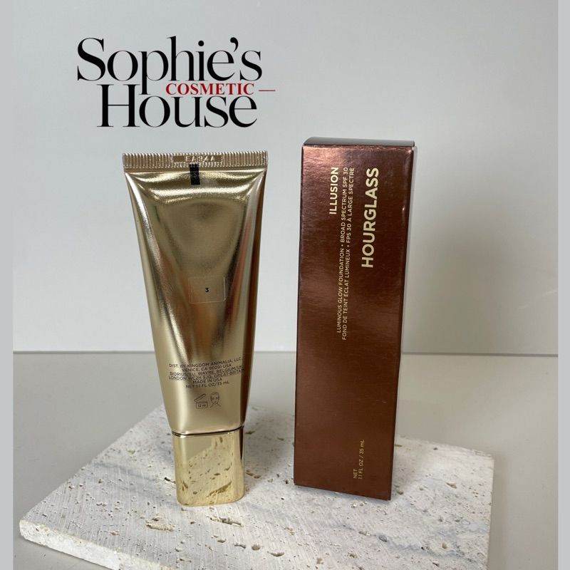 NEW / Kem nền căng bóng Hourglass Illusion Glow SPF 30