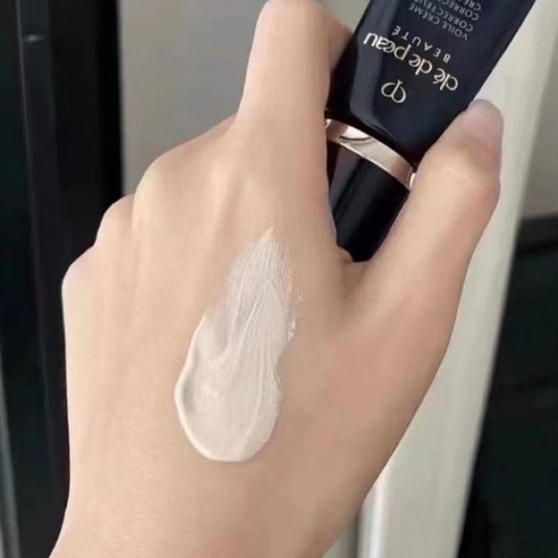 Kem lót đều màu da Cle de Peau Correcting Cream Veil