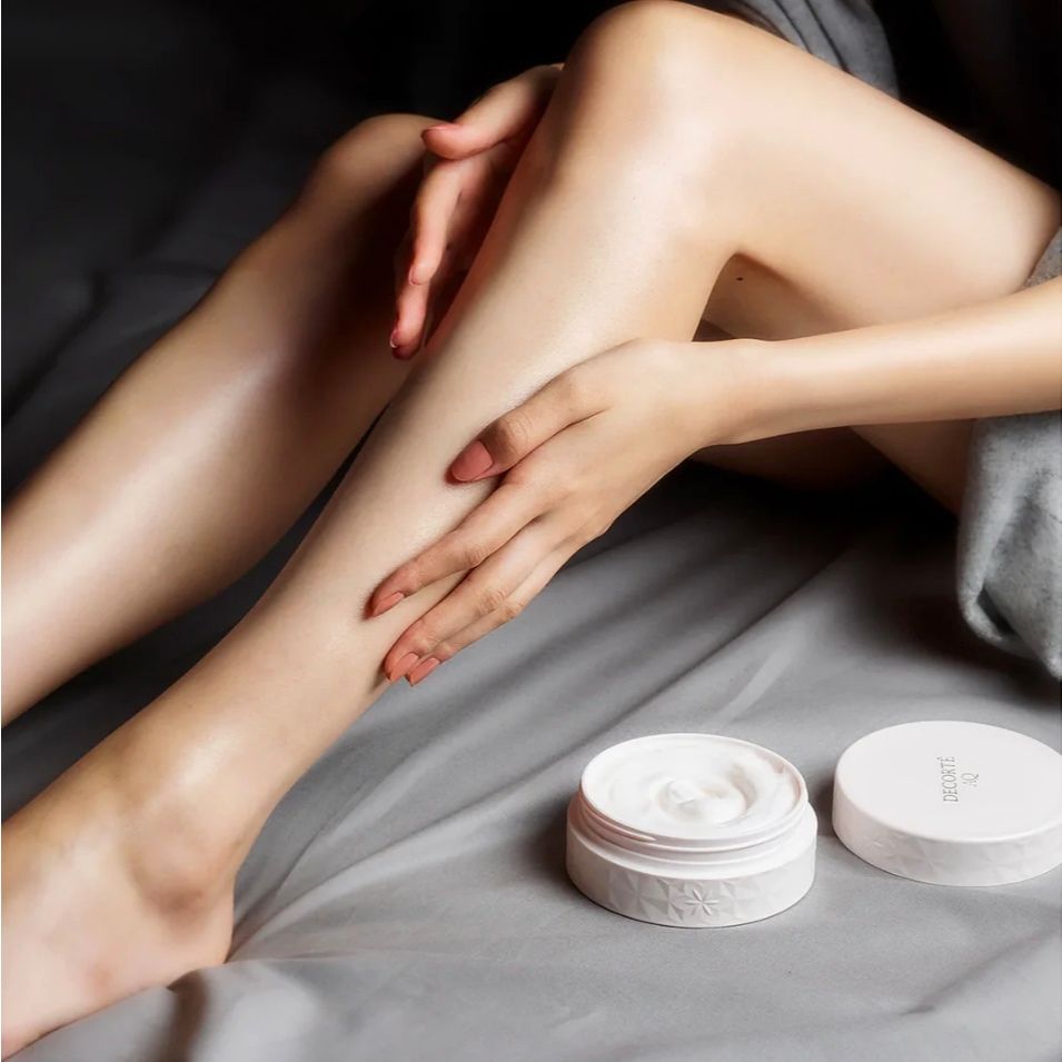 Kem dưỡng thể Decorte AQ Treatment Body Cream