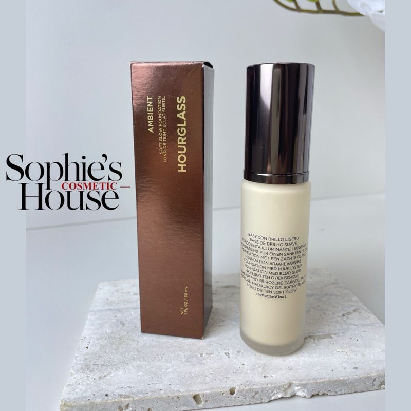 Kem nền Hourglass Ambient Soft Glow Foundation