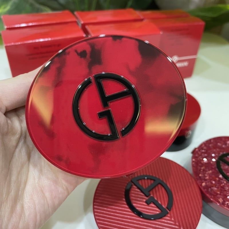 Phấn nước Giorgio Armani vỏ đỏ - Giorgio Armani to go cushion
