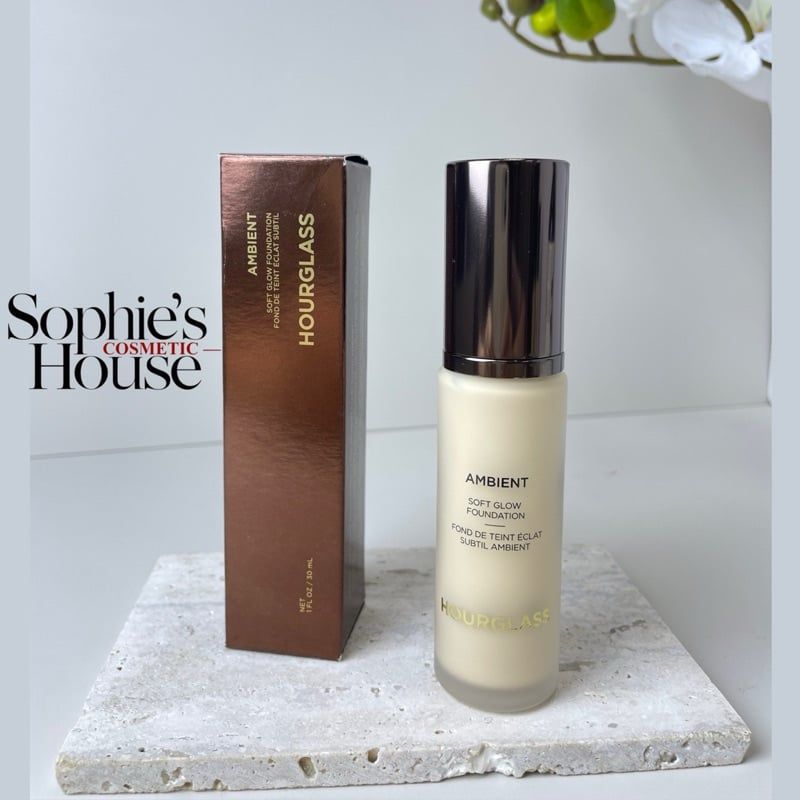 Kem nền Hourglass Ambient Soft Glow Foundation