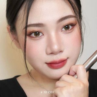 Son thỏi lì Locked Kiss
