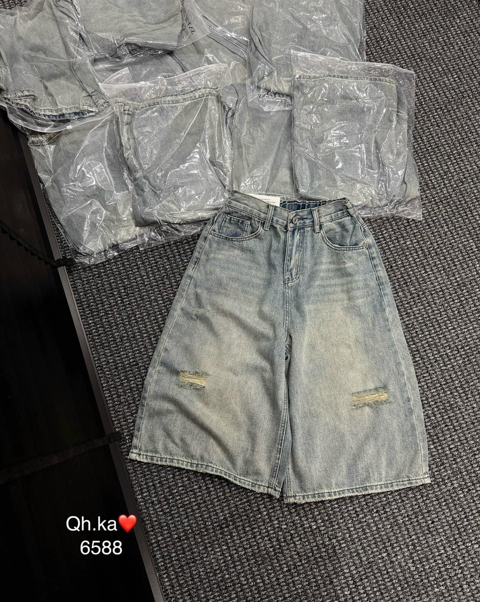 Quần bò mài xước đùi B76
